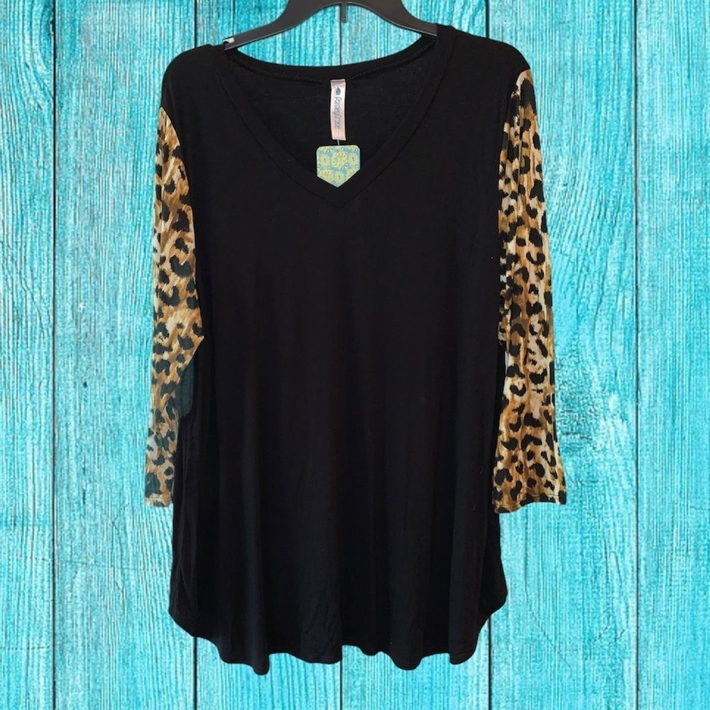 Paisley Grace V Neck Long Sleeve Tunic